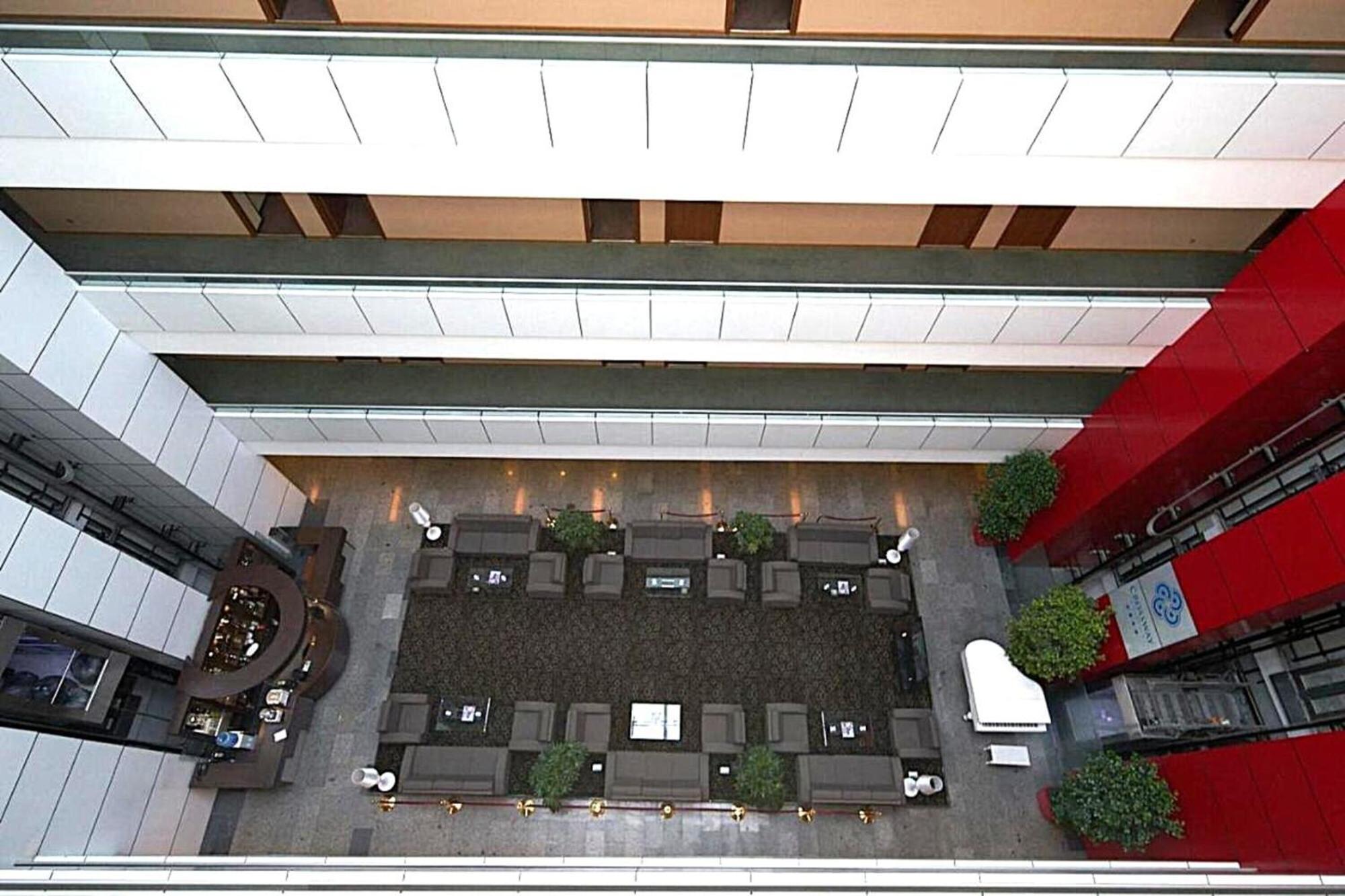 Crossway Hotel Masazir Exterior photo